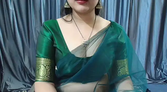 Snapshot of goldiwets chatting on March 2025 06:03:01 PM goldiwets online show from March 2025 06:03:01 PM