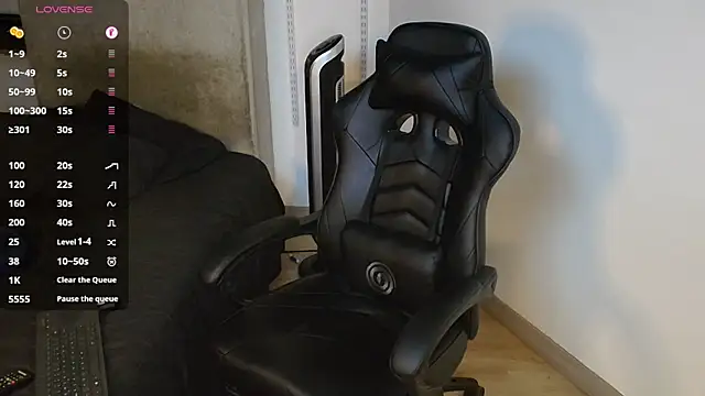 Snapshot of kevin_jef chatting on November 2025 02:05:01 AM kevin jef online show from November 2025 02:05:01 AM