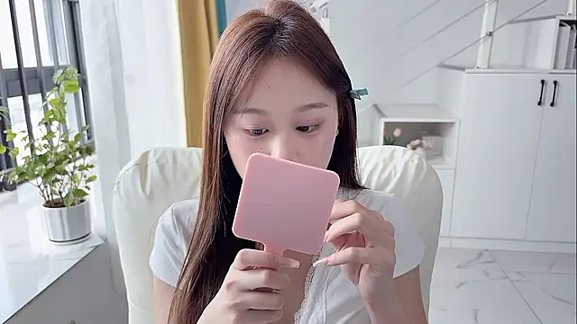 Cassie-20 online show from October 2025 02:15:01 AM