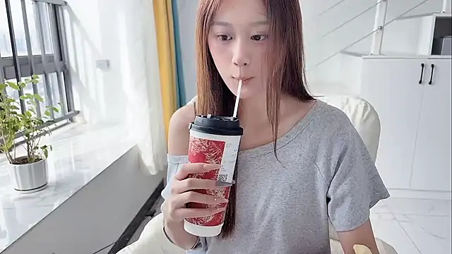 Cassie-20 online show from October 2025 01:18:02 AM
