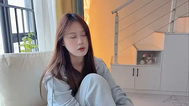 Cassie-20 online show from December 2025 02:16:02 AM