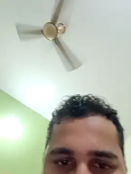 Snapshot of susthovai chatting on September 2025 11:22:02 AM susthovai online show from September 2025 11:22:02 AM