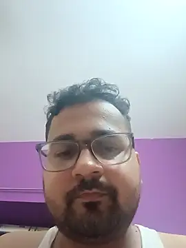 Snapshot of susthovai chatting on November 2025 03:34:02 PM susthovai online show from November 2025 03:34:02 PM