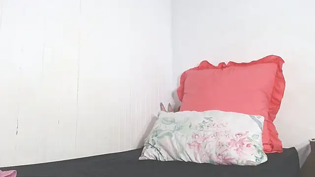 FunHotAssx97 online show from February 2026 09:47:02 PM