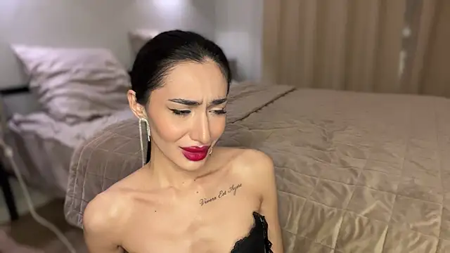 Snapshot of alissadreams chatting on October 2025 02:06:02 PM alissadreams online show from October 2025 02:06:02 PM
