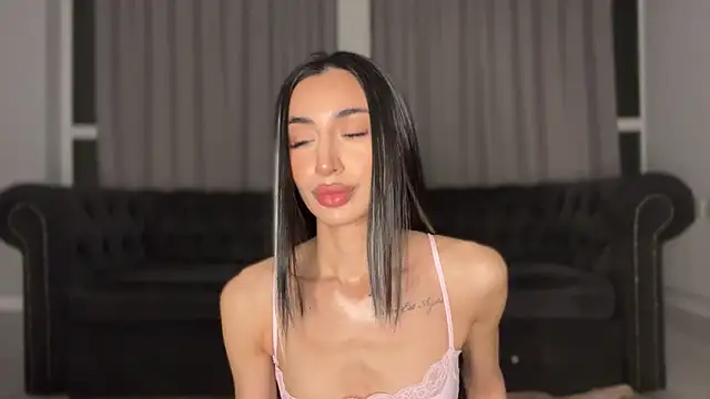 alissadreams online show from November 2025 06:41:02 PM