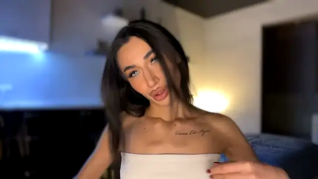 alissadreams online show from October 2025 05:46:02 PM