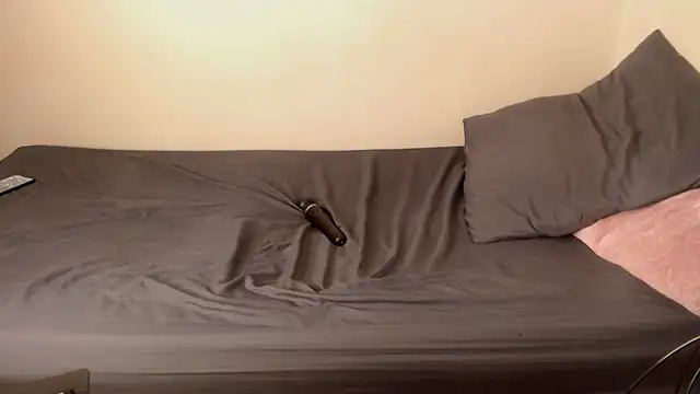 PinkMagic online show from November 2025 02:18:02 PM