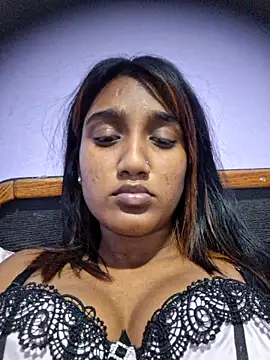 Snapshot of indianpink_lips chatting on May 2026 05:15:02 PM indianpink lips online show from May 2026 05:15:02 PM