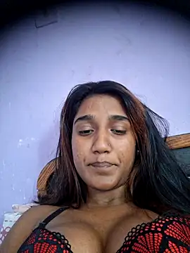 Snapshot of indianpink_lips chatting on May 2026 11:18:01 AM indianpink lips online show from May 2026 11:18:01 AM
