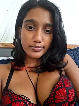 Snapshot of indianpink_lips chatting on March 2025 07:57:01 AM indianpink lips online show from March 2025 07:57:01 AM
