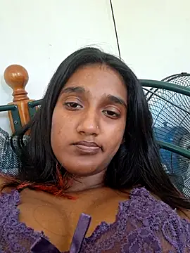 Snapshot of indianpink_lips chatting on March 2025 10:28:02 AM indianpink lips online show from March 2025 10:28:02 AM