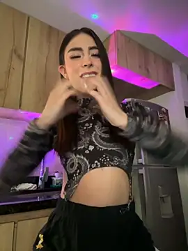 Snapshot of candycami19 chatting on September 2025 03:39:01 AM candycami19 online show from September 2025 03:39:01 AM