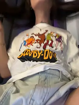 Snapshot of candycami19 chatting on October 2025 05:23:01 AM candycami19 online show from October 2025 05:23:01 AM