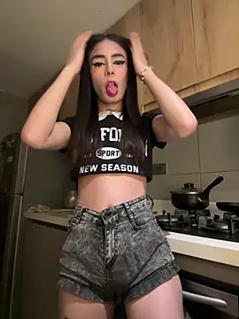 Snapshot of candycami19 chatting on February 2025 08:28:01 AM candycami19 online show from February 2025 08:28:01 AM