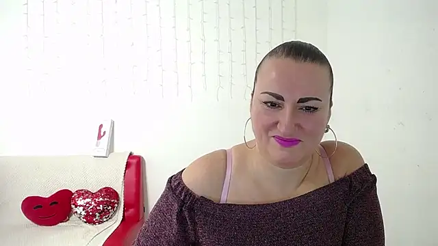 DianaMGG online show from November 2025 06:18:02 AM