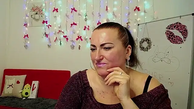 DianaMGG online show from April 2026 06:31:02 AM