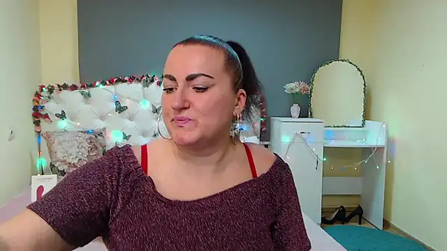 DianaMGG online show from March 2026 06:47:01 PM