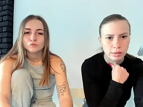vikky s1 online show from October 2025 10:27:02 AM