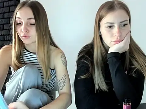vikky s1 online show from October 2025 10:27:01 AM