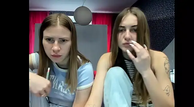 vikky s1 online show from March 2025 03:23:02 PM