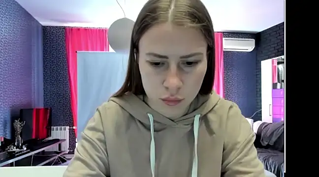 vikky s1 online show from March 2025 11:10:01 AM