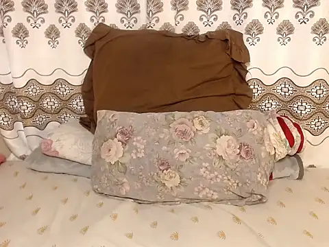 Karishma99  online show from March 2026 01:34:01 PM