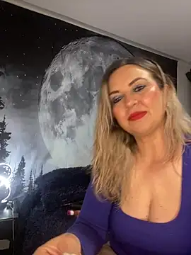 Snapshot of Azaahara_ chatting on July 2026 02:27:02 AM Azaahara online show from July 2026 02:27:02 AM