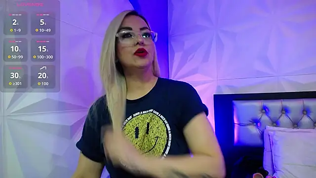 Azaahara  online show from February 2026 03:19:02 AM