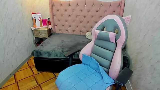 Snapshot of Lianngrace chatting on February 2026 02:25:01 PM Lianngrace online show from February 2026 02:25:01 PM