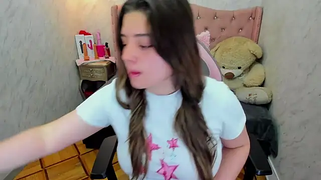 Snapshot of Lianngrace chatting on February 2026 02:07:01 PM Lianngrace online show from February 2026 02:07:01 PM