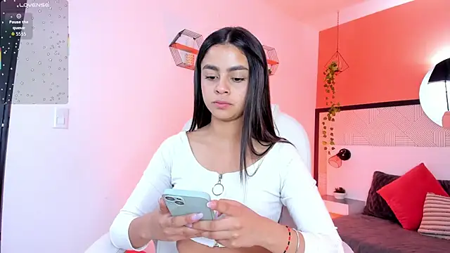 Bella walker  online show from March 2026 07:54:02 PM