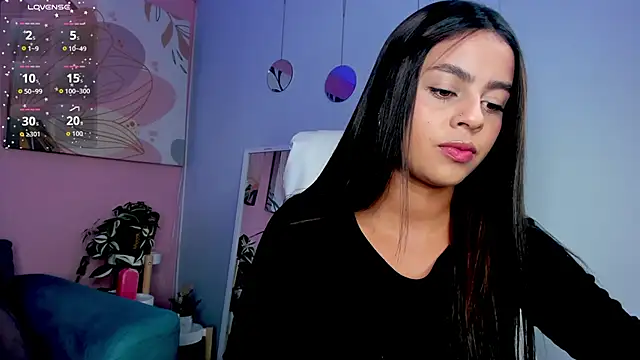 Bella walker  online show from October 2025 08:21:01 PM