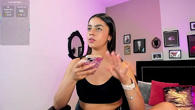 Bella walker  online show from January 2026 08:24:01 PM