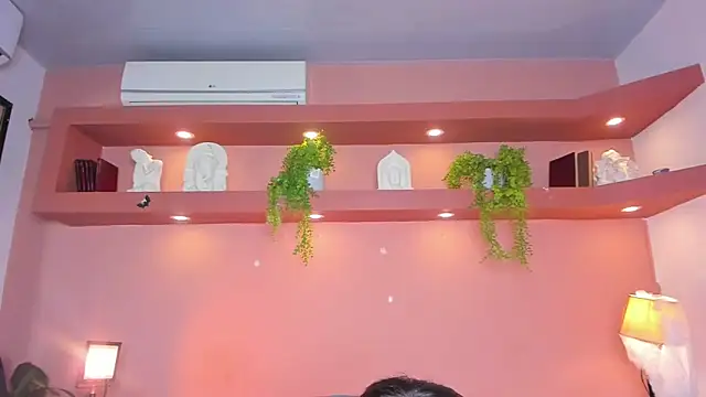 SofiaBennett  online show from November 2025 12:30:01 PM