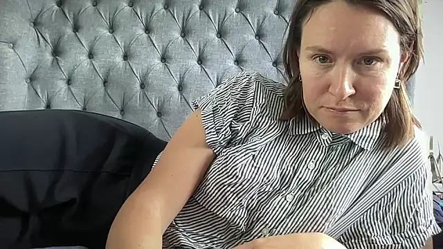 Snapshot of eatmypie69 chatting on October 2025 10:16:01 AM eatmypie69 online show from October 2025 10:16:01 AM