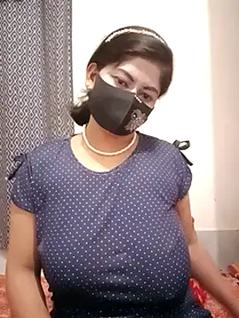 Snapshot of hiya-sen chatting on March 2025 03:37:01 PM hiya-sen online show from March 2025 03:37:01 PM