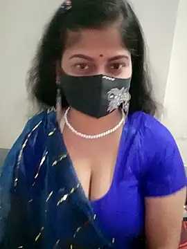 Snapshot of hiya-sen chatting on February 2025 02:44:02 PM hiya-sen online show from February 2025 02:44:02 PM