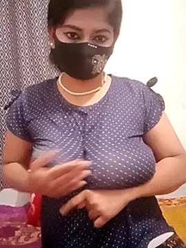 Snapshot of hiya-sen chatting on March 2025 04:13:02 PM hiya-sen online show from March 2025 04:13:02 PM