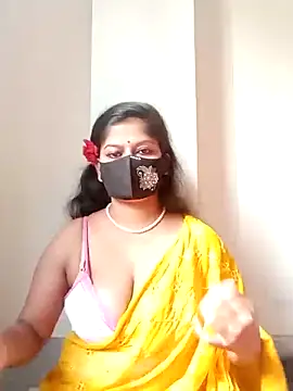 Snapshot of hiya-sen chatting on February 2025 06:59:02 AM hiya-sen online show from February 2025 06:59:02 AM