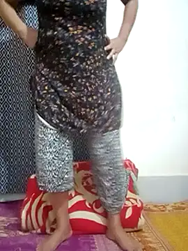 Snapshot of hiya-sen chatting on March 2025 07:17:01 PM hiya-sen online show from March 2025 07:17:01 PM