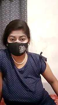 Snapshot of hiya-sen chatting on March 2025 12:33:02 PM hiya-sen online show from March 2025 12:33:02 PM