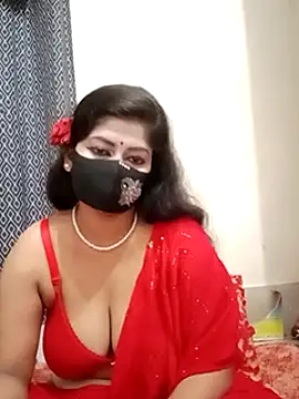 Snapshot of hiya-sen chatting on March 2025 05:05:01 PM hiya-sen online show from March 2025 05:05:01 PM