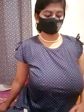 Snapshot of hiya-sen chatting on March 2025 05:02:02 PM hiya-sen online show from March 2025 05:02:02 PM