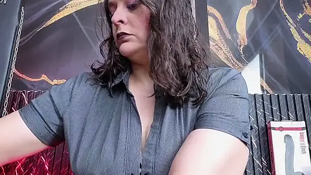 AmandaKovich online show from November 2025 07:18:02 PM