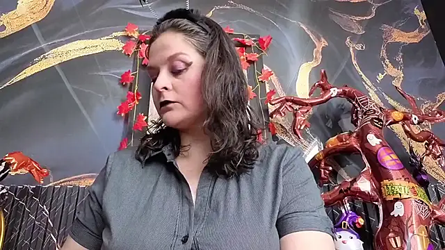 AmandaKovich online show from October 2025 07:24:01 PM