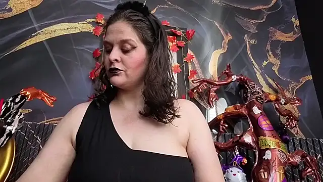 AmandaKovich online show from October 2025 07:35:01 PM