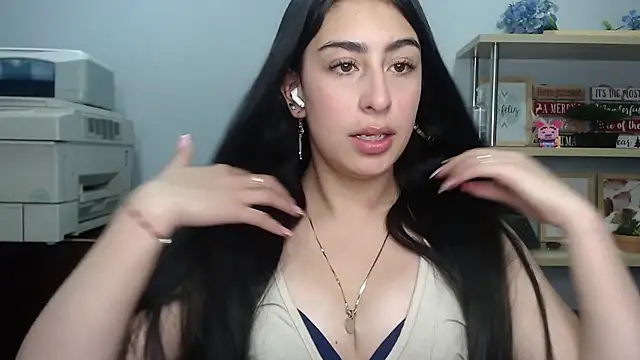 Snapshot of Katty_love01 chatting on September 2025 06:31:02 PM Katty love01 online show from September 2025 06:31:02 PM