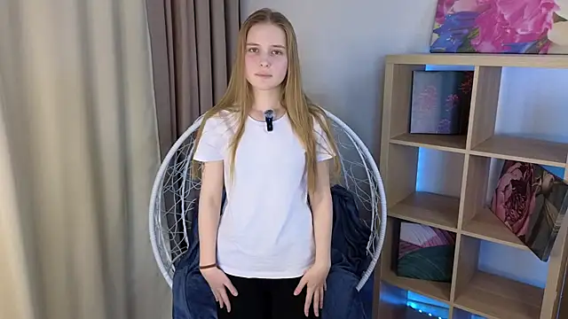 TaiteHankins online show from February 2025 11:00:02 AM