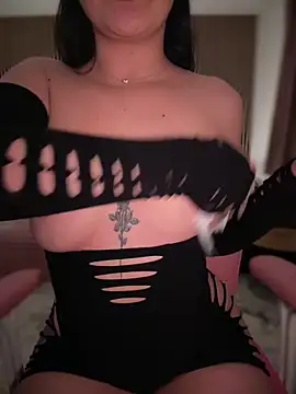 YoungHotMilf97 online show from April 2026 08:26:02 PM